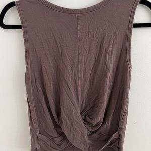 Alo front twist tank top size S